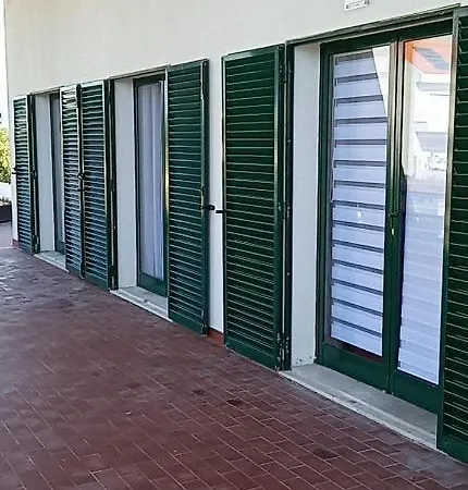 Ouro Waves Apartament *